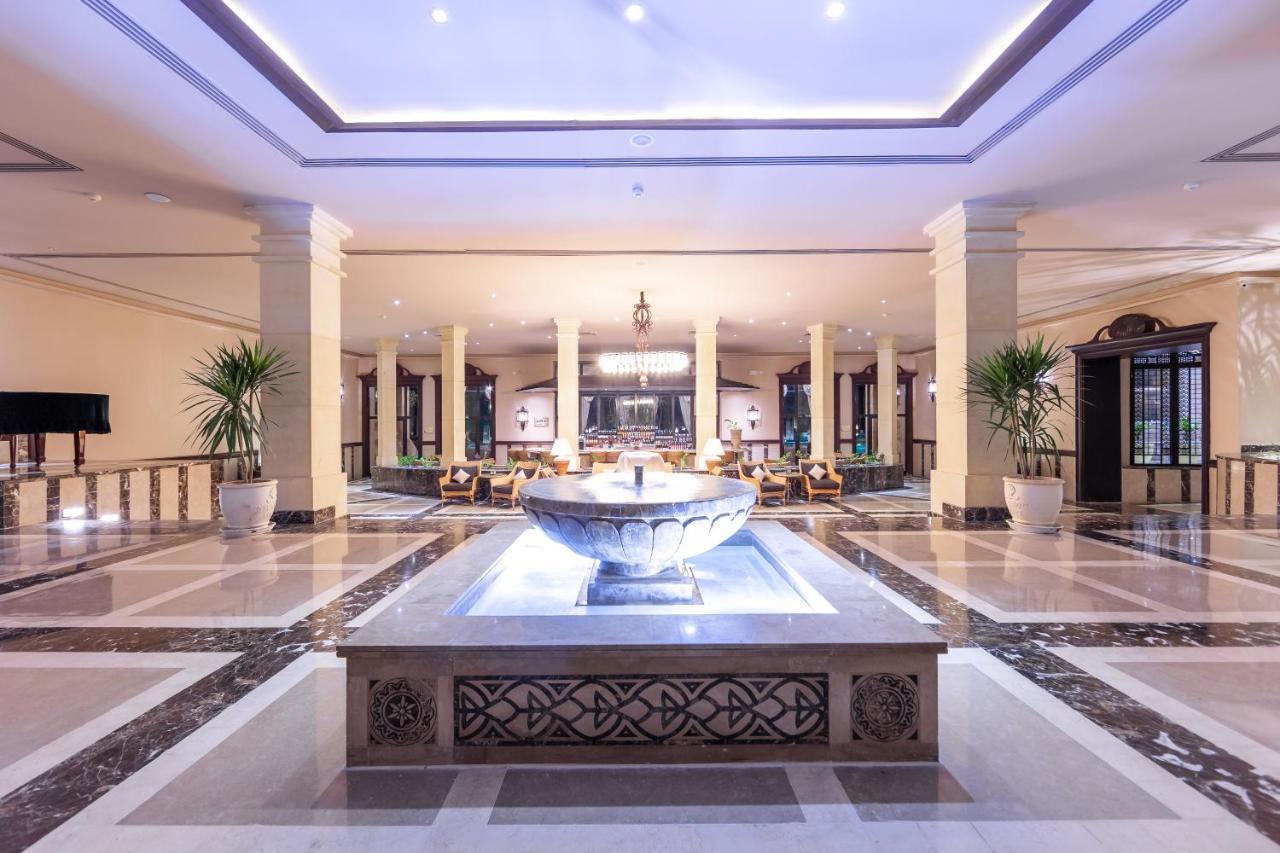 The Makadi Spa Hotel - Couples Only 18 Years Plus Χουργκάντα Εξωτερικό φωτογραφία The lobby of the hotel