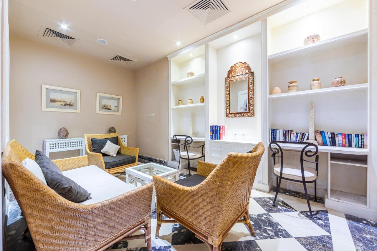 The Makadi Spa Hotel - Couples Only 18 Years Plus Χουργκάντα Εξωτερικό φωτογραφία Library