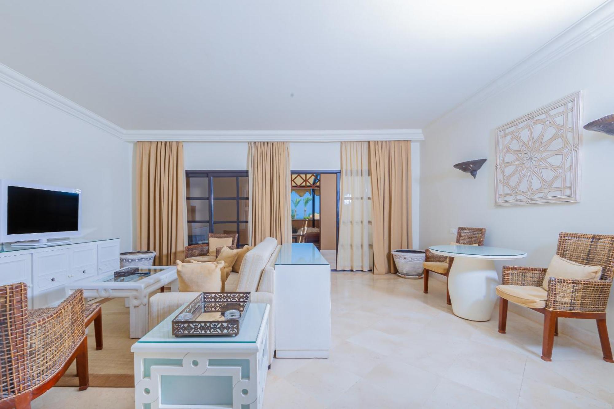 The Makadi Spa Hotel - Couples Only 18 Years Plus Χουργκάντα Εξωτερικό φωτογραφία Suite at the hotel
