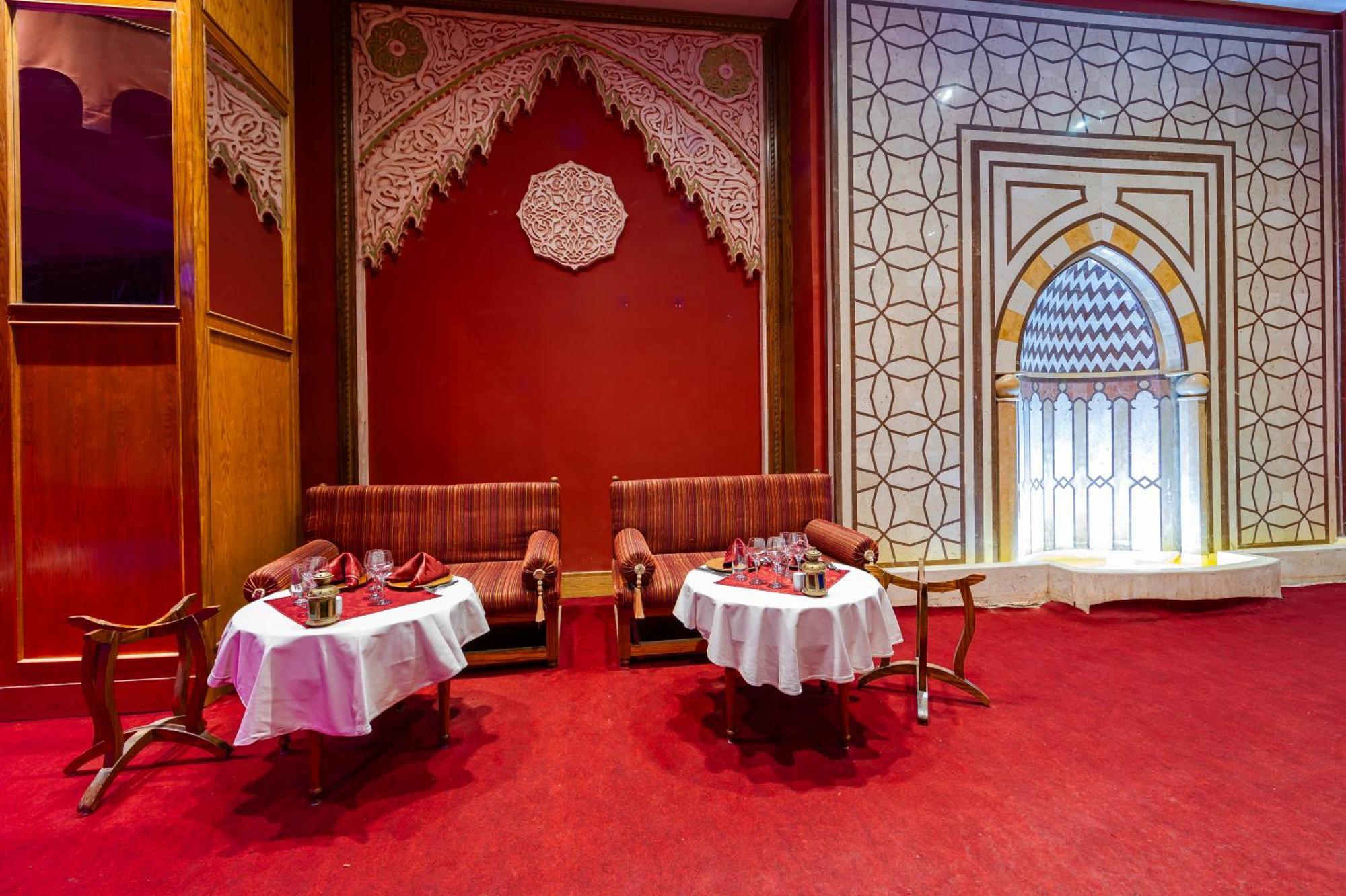 The Makadi Spa Hotel - Couples Only 18 Years Plus Χουργκάντα Εξωτερικό φωτογραφία The interior of the restaurant